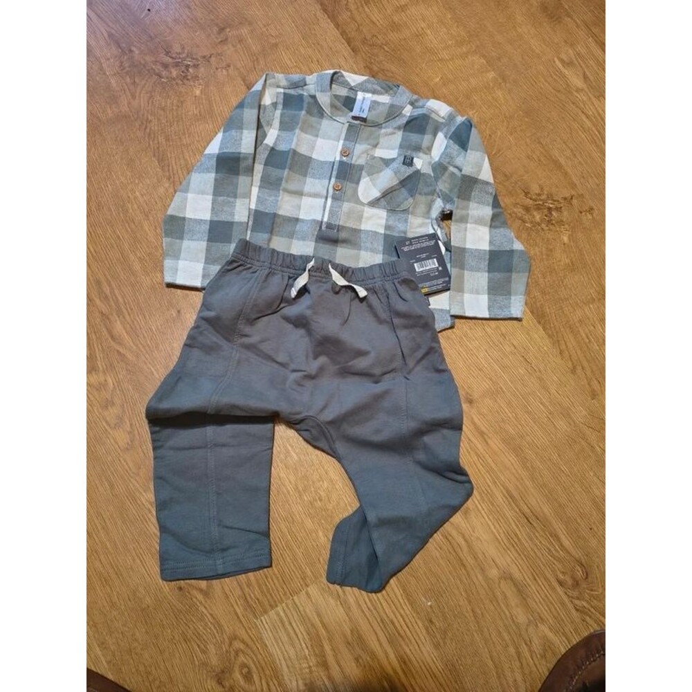 Gerber Boys Outfit size 2T NWT